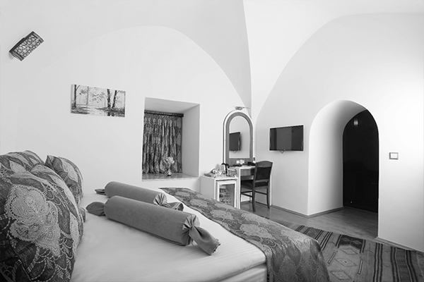 Sivas, Merkez, Behram Paşa Hanı