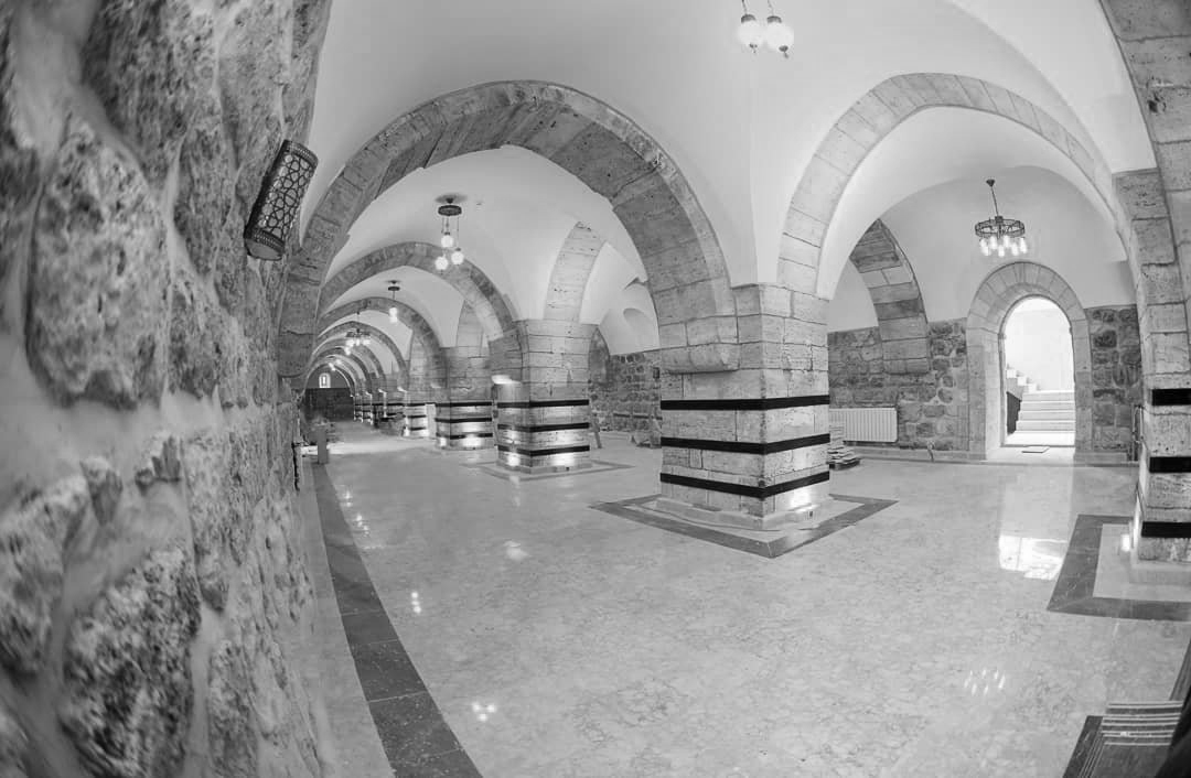 Sivas, Merkez, Behram Paşa Hanı